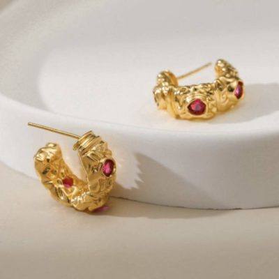 18kt gold-plated hoop earrings with red gemstones