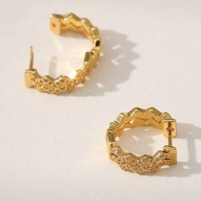 18kt gold-plated diamante zig zag huggie earrings