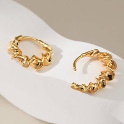 18kt gold-plated twist hoop earrings
